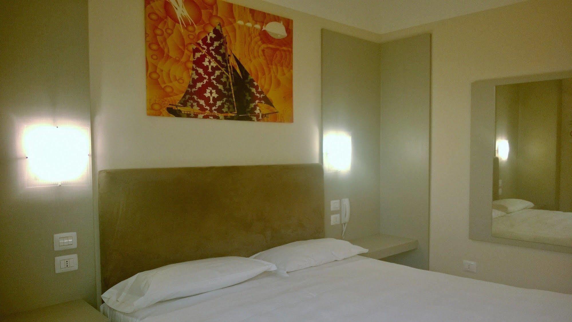 Hotel Motel Piu' Vaiano Cremasco Экстерьер фото